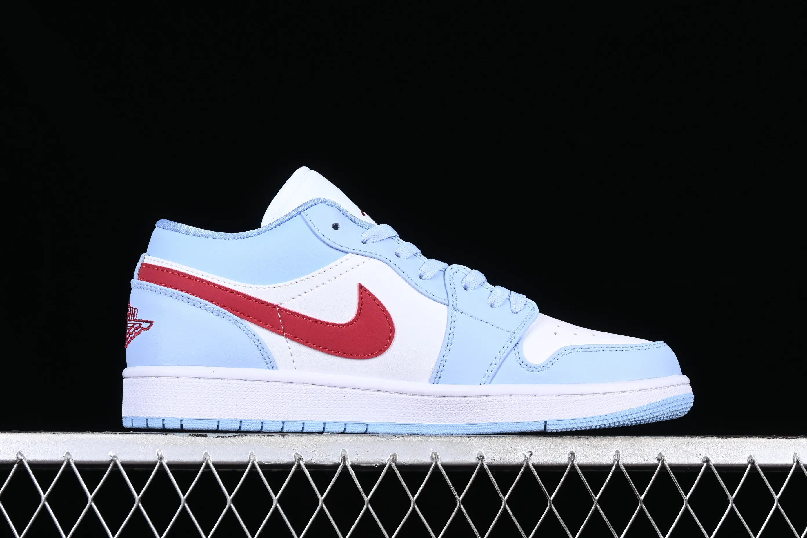 All categories Air Jordan Jordan series basketball shoes Air Jordan 1 Low Z version Air Jordan 1 Low AJ1 Joe 1 white blue red toe low-top cultural casual sneakers DC0774-164